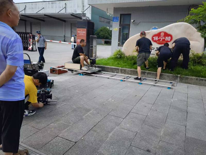 塔什广告片拍摄公司核心优势：全流程服务，让品牌广告片省心更出彩